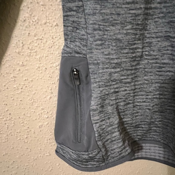 Nike dri fit long sleeve - Picture 2 of 5